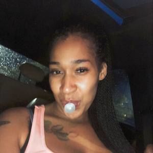 Meet your Posher, Keisha